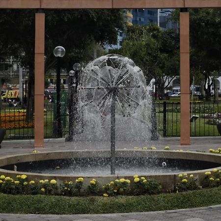 Hab Pequena Bano Compartido La Paz 4 Apartman Lima Kültér fotó
