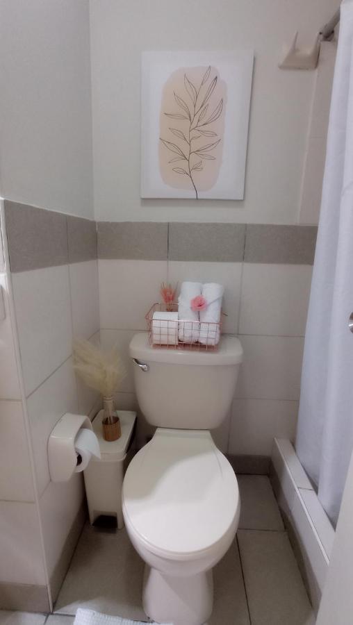 Hab Pequena Bano Compartido La Paz 4 Apartman Lima Kültér fotó